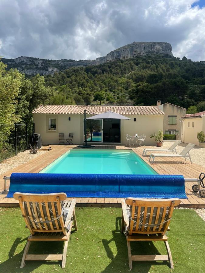 Studio De Charme Avec Piscine Fontaine-de-Vaucluse Luaran gambar